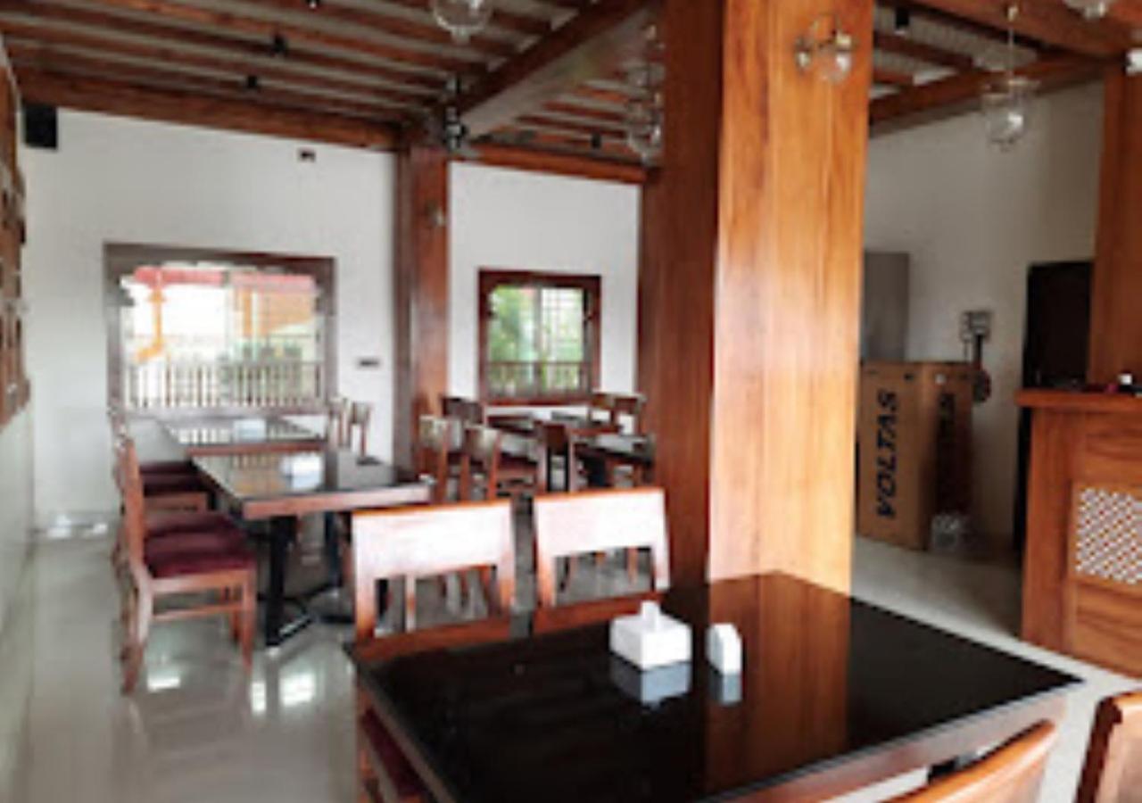 Hotel Rajwada Kapurhol Kapurwahal Ngoại thất bức ảnh
