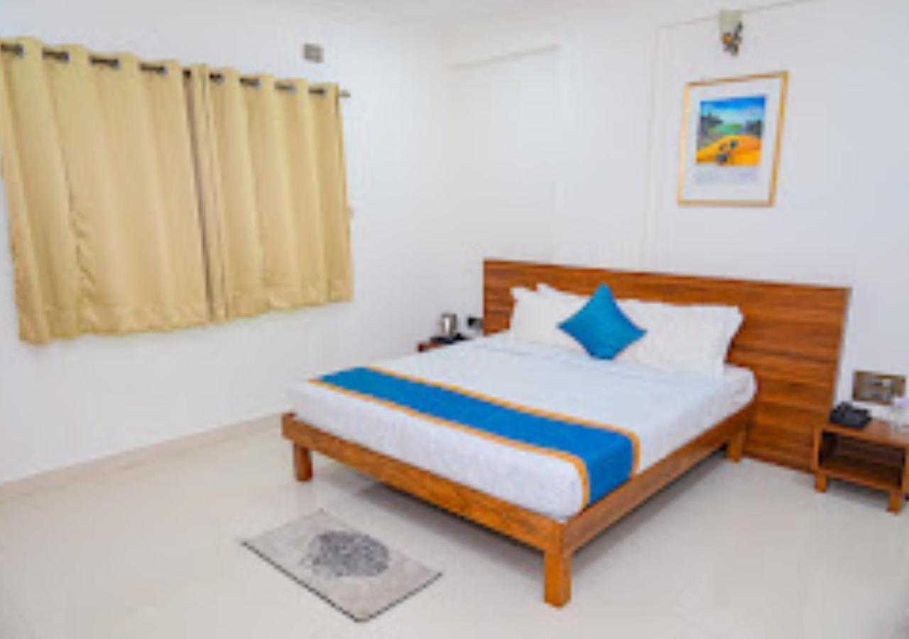 Hotel Rajwada Kapurhol Kapurwahal Ngoại thất bức ảnh